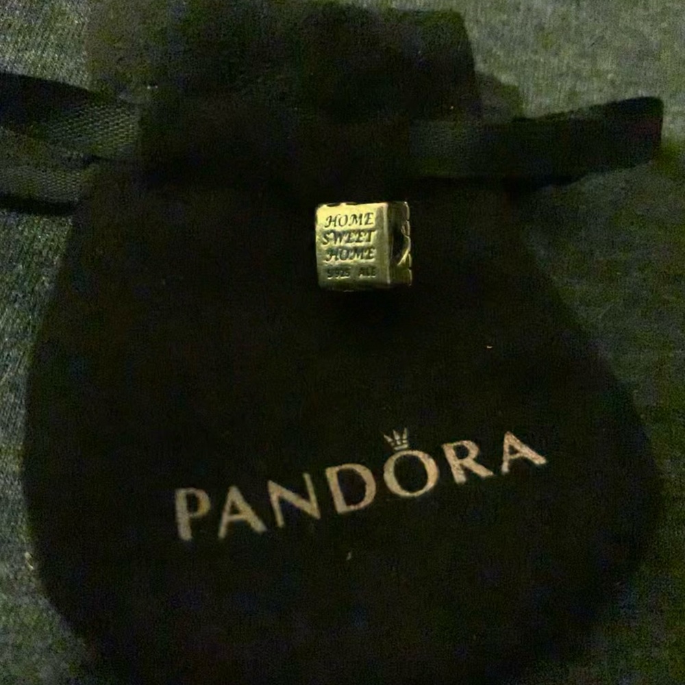 Little house Pandora Charm